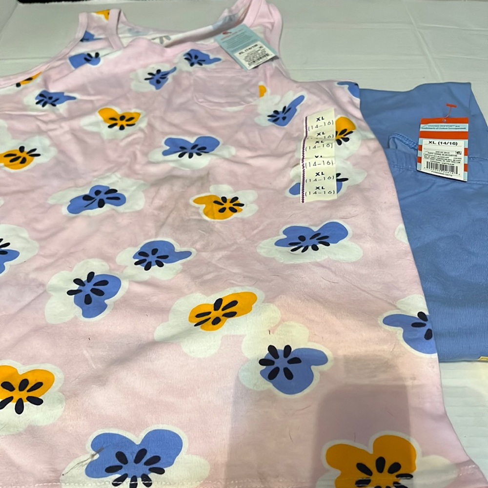 Cat & Jack sleeveless tank top and matching leggings. Size XL(14/16). NWT